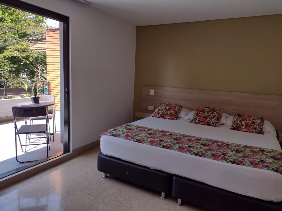 Hotel Poma Rosa Медельин Экстерьер фото