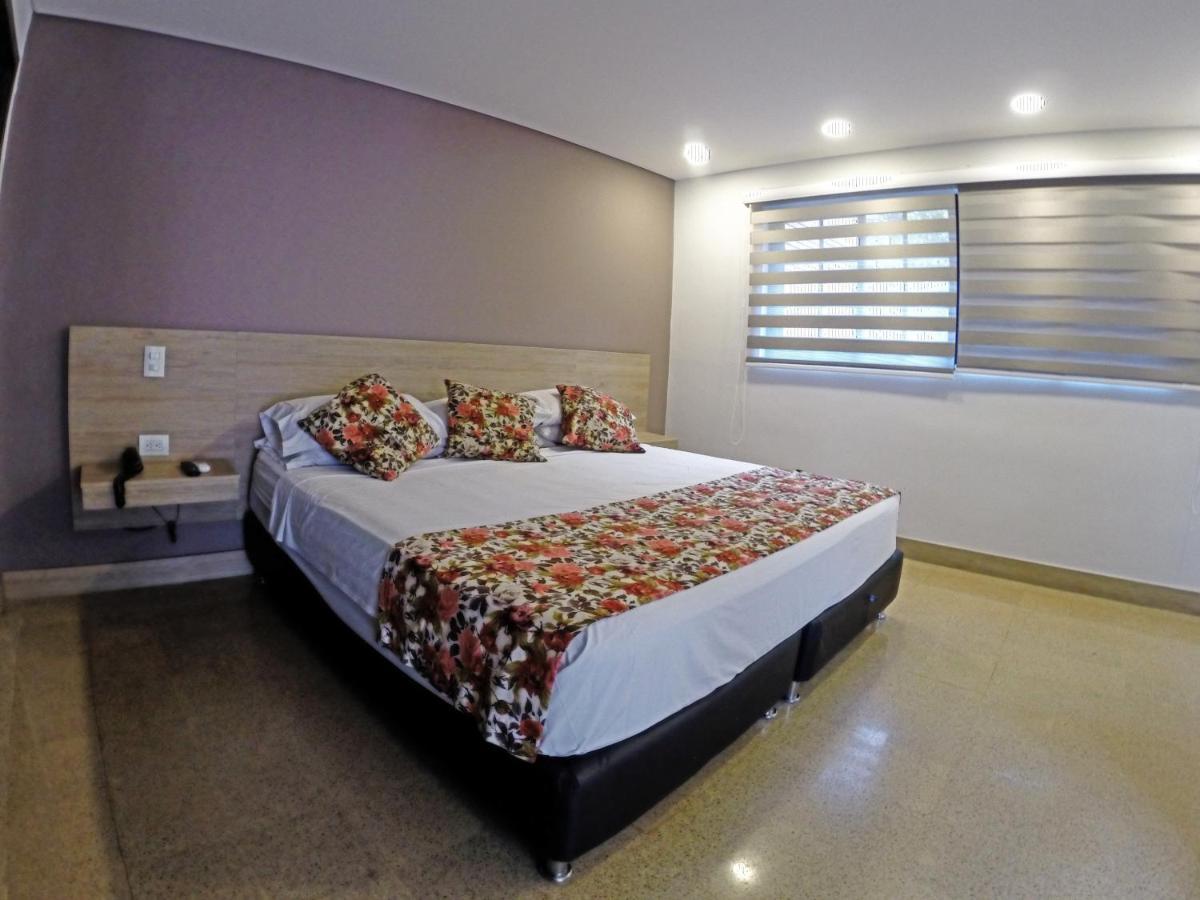 Hotel Poma Rosa Медельин Экстерьер фото
