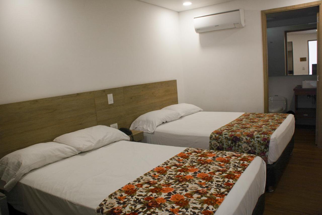 Hotel Poma Rosa Медельин Экстерьер фото