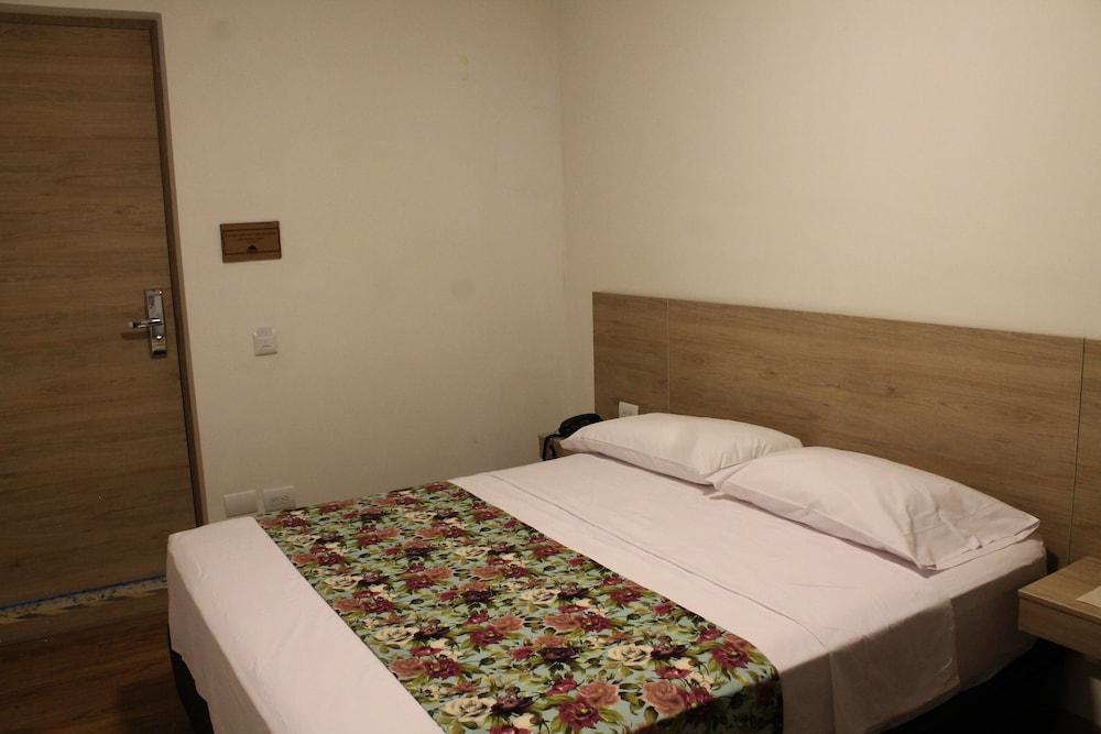 Hotel Poma Rosa Медельин Экстерьер фото