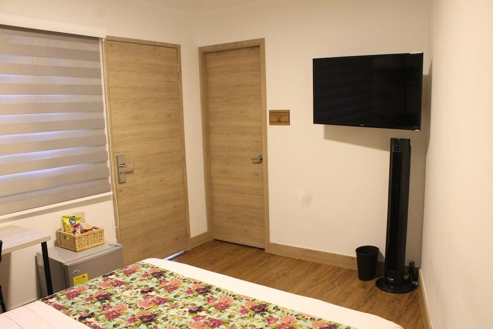 Hotel Poma Rosa Медельин Экстерьер фото