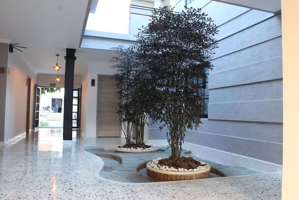 Hotel Poma Rosa Медельин Экстерьер фото